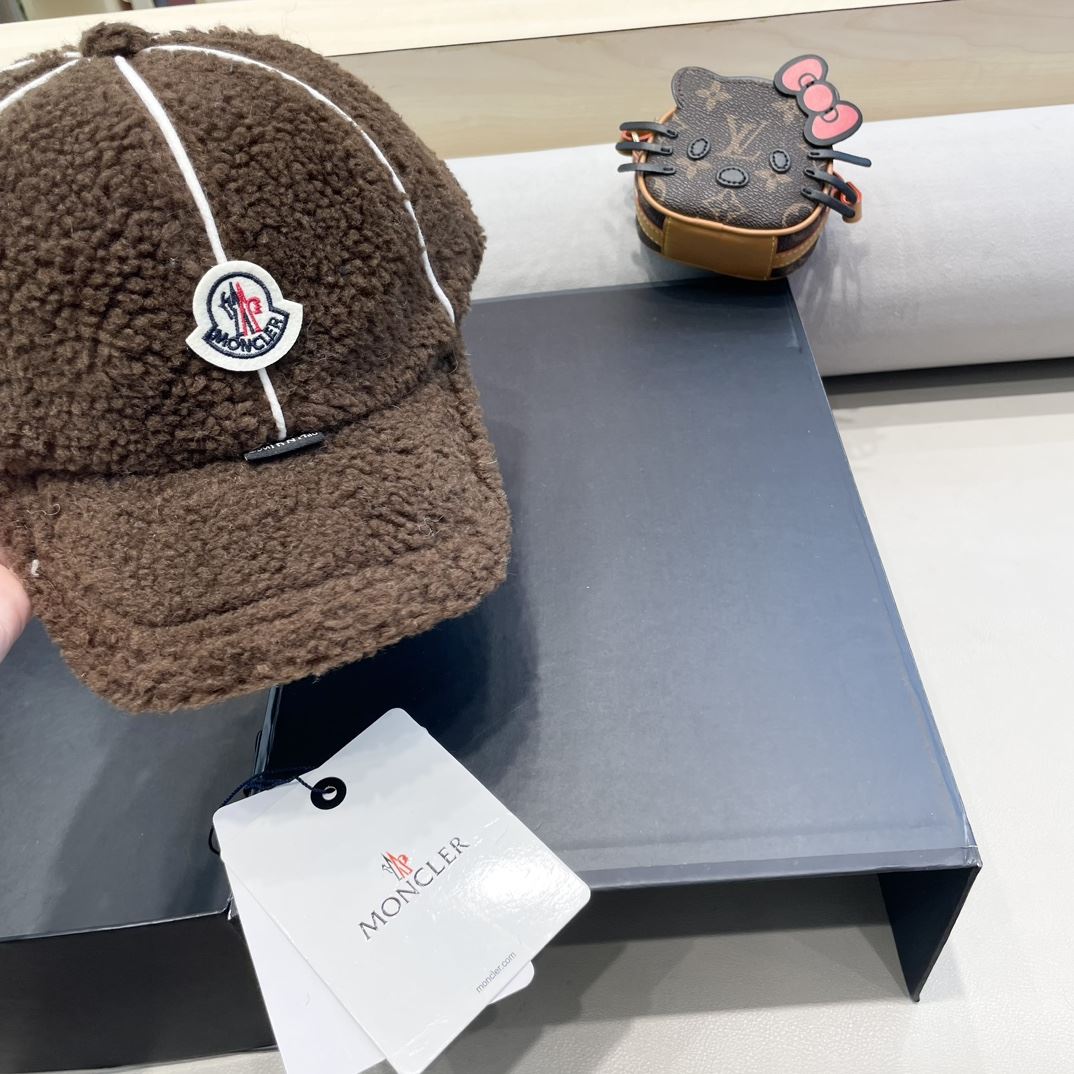 Moncler Caps